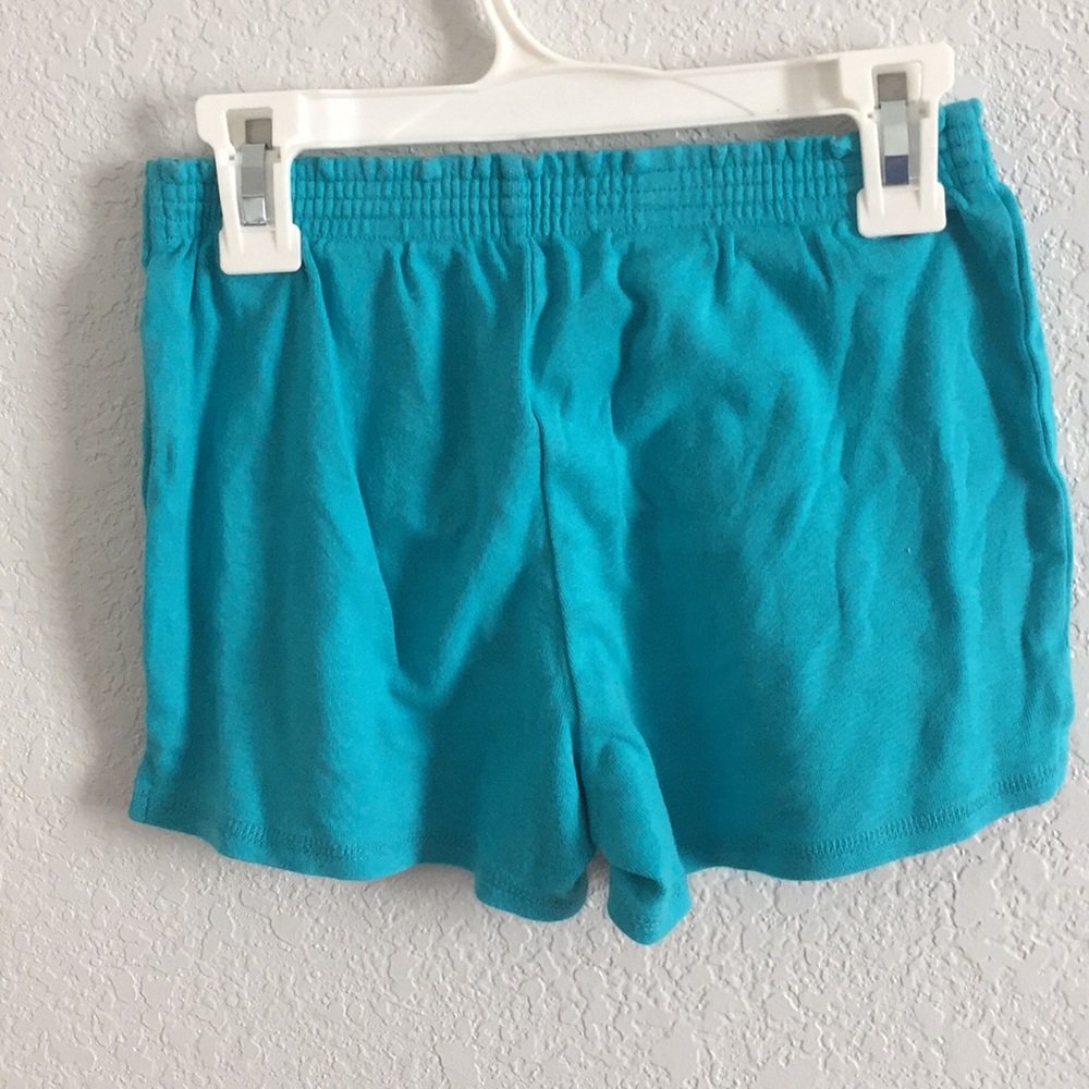 Shorts - Picture 2 of 4